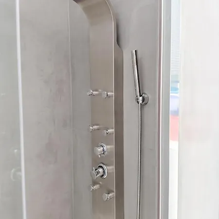 Semesterbostad Charmante Maison Avec Piscine Privee A